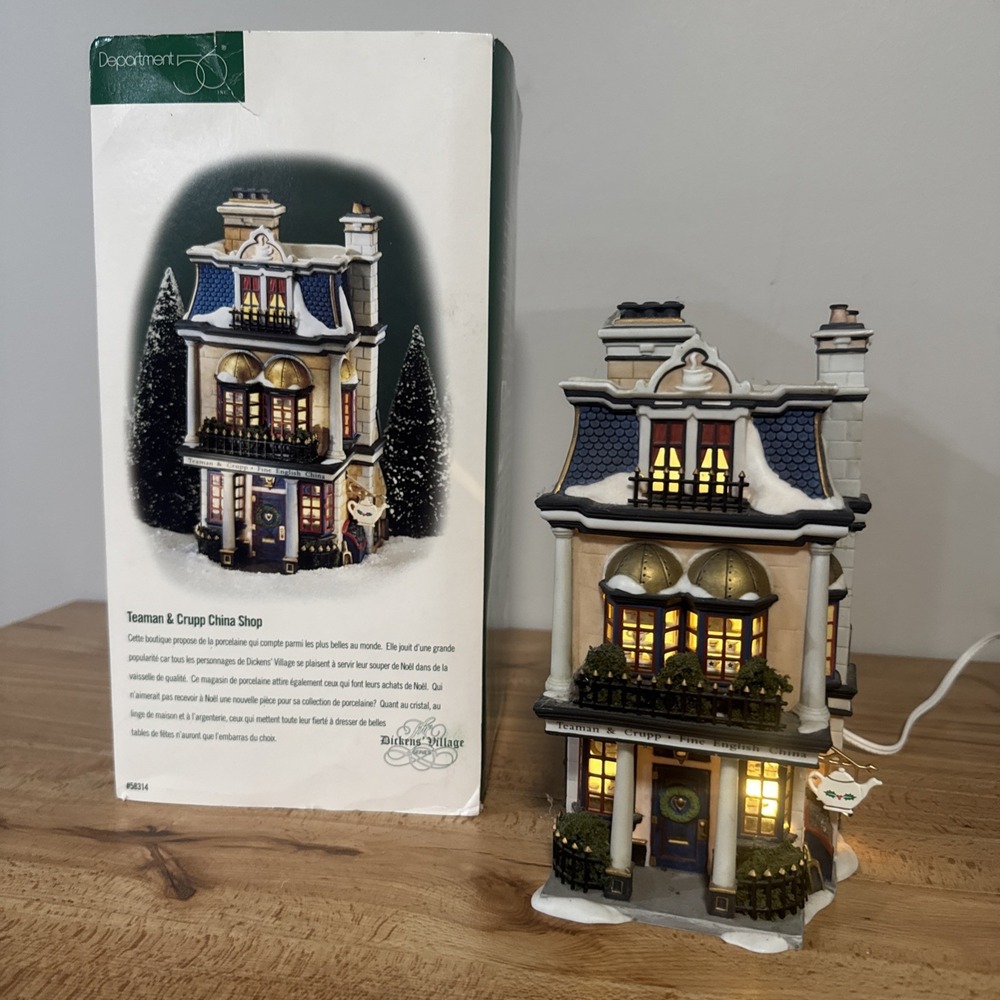 Department 56 Dickens' Village Teaman & Crupp China Shop #58314 w/Box - Retired